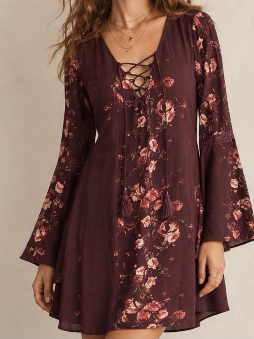 Hint Of Mint Maroon Floral Lace Boho Shift Mini Bell Sleeve Lined Dress